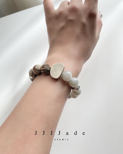 T211 浮界 | 和田玉貢木手串7