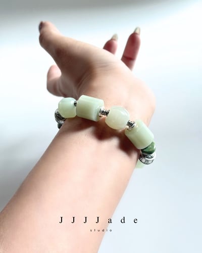 T330 佀霽 | 和田玉翠青手串9
