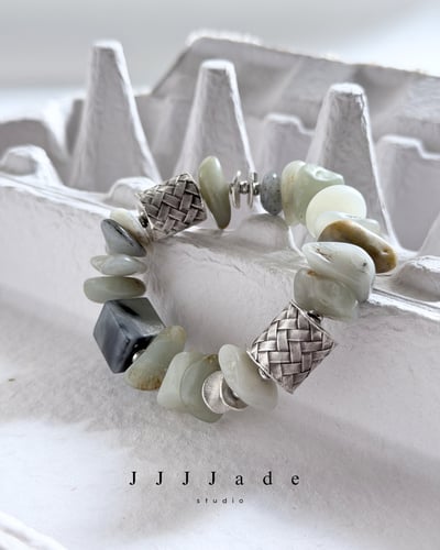 T338 餘想 | 和田玉籽料手串1