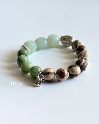 T295 絮語 | 和田玉印尼貢木手串3