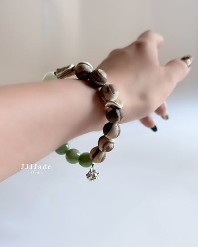 T295 絮語 | 和田玉印尼貢木手串8