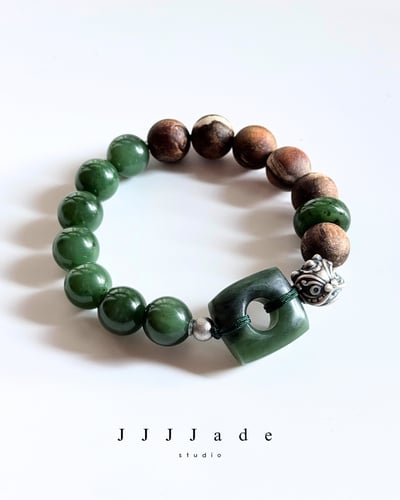 T302 蘊延 | 和田玉手串1