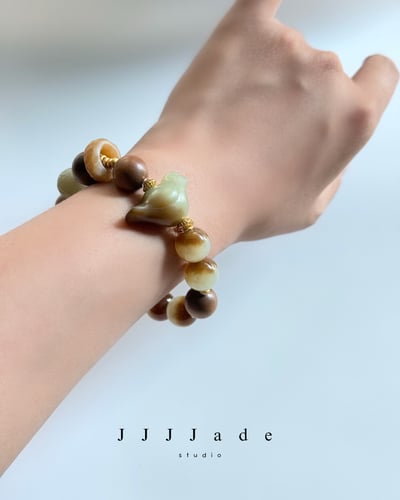 T350 啄歲 | 和田玉老山檀手串6