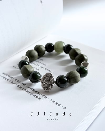 T339 抵曉 | 和田玉合香珠手串6