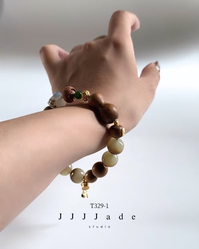 T329 瑱珀 | 和田玉糖白手串5