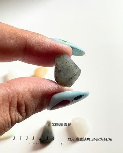 E06 隨形吊墜+手工編繩16