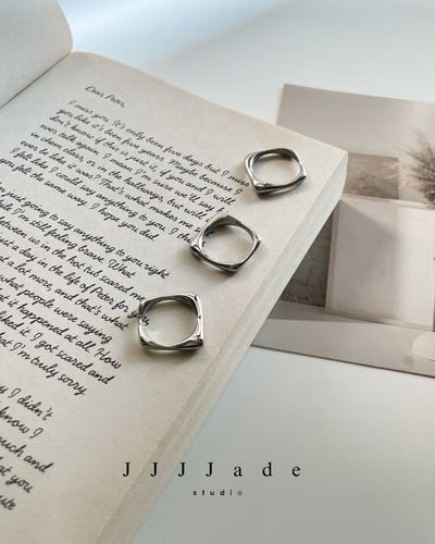 J01  方形幾何戒指1