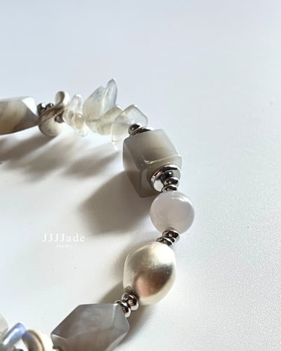 T288 煙織 | 和田玉烟紫手串3