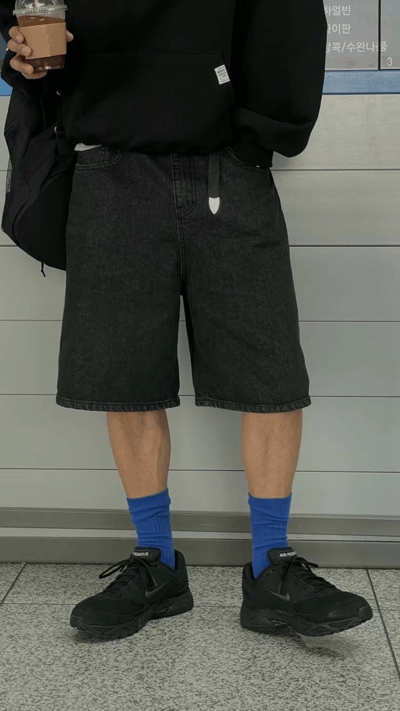 All Black Denim Pants3