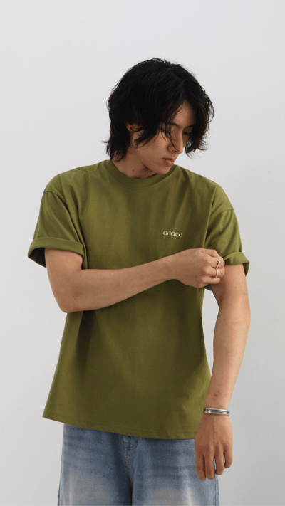 苔原綠簡約文字TEE2