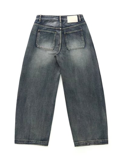 3D Cut Loose Fit Jeans4