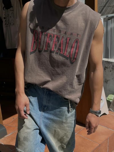 Buffalo Tank Top4