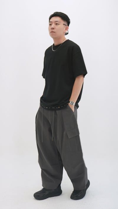 釘飾街頭寬版TEE4