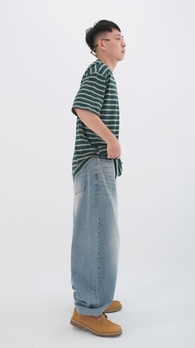 舒適簡約寬鬆線條TEE4