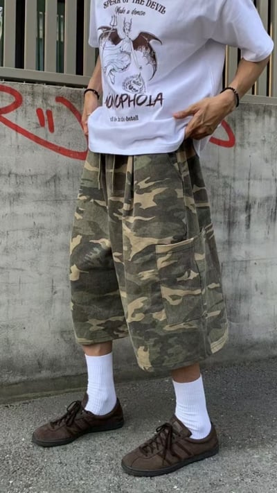 街頭迷彩七分寬褲1