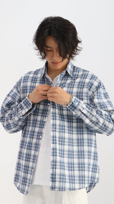 復古格紋薄襯衫1