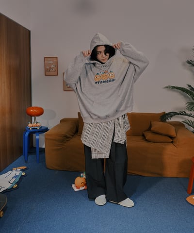 綻放的桔利 刷毛帽tee22