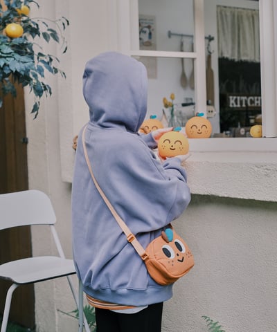 桔利 側背小包11