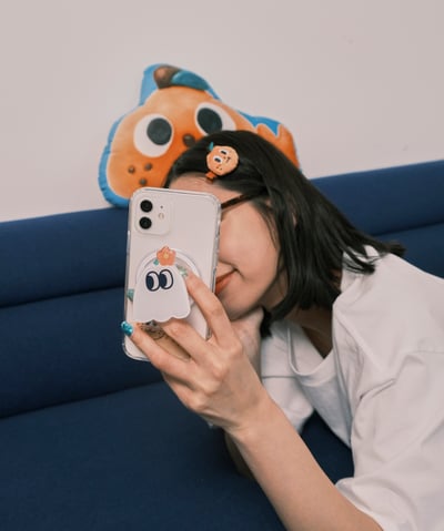 磁吸式手機支架9