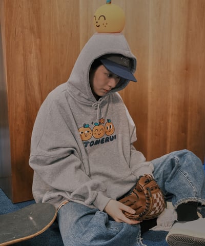 綻放的桔利 刷毛帽tee8