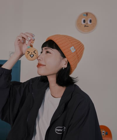 桔利小標 桔色毛帽4