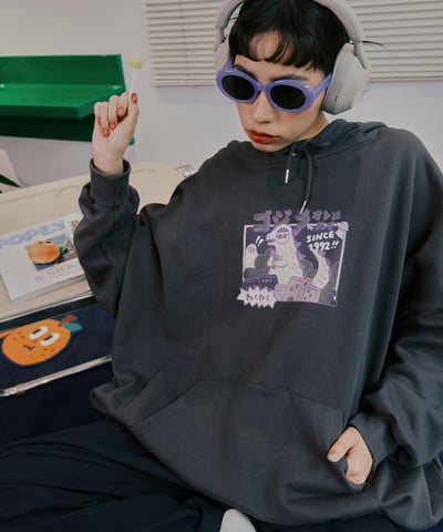 璐苡哥桔拉！連帽Tee 3.01