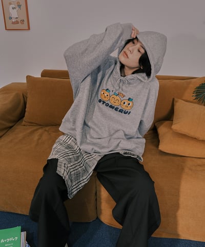 綻放的桔利 刷毛帽tee24