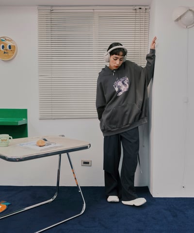 璐苡哥桔拉！連帽Tee 3.06