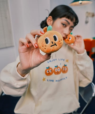 桔利好朋友 連帽tee / 米白12