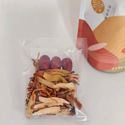 【營養豐富】黃金蟲草湯2