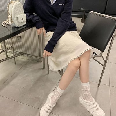 買一雙低調有存在感的 這種泡芙鞋  有大尺碼8