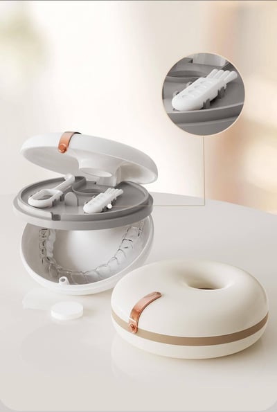 甜甜圈牙套收納盒3