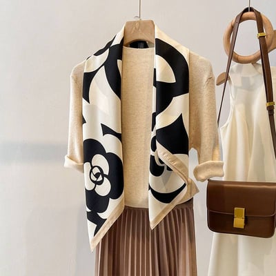 交叉玫瑰新款花絲質方巾2