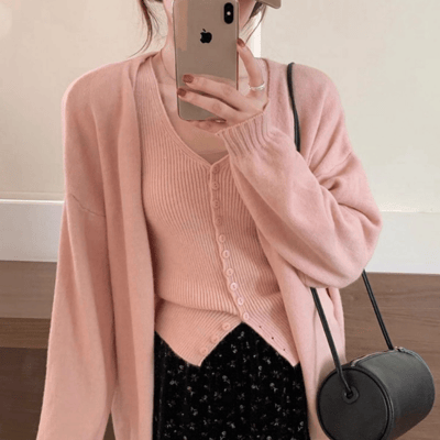 秋冬必備的軟萌穿搭 《溫柔軟糯兩件套》 韓系針織開衫＋排扣背心套裝3