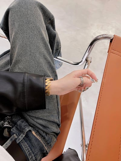 高顏值莫比烏斯不鏽鋼Apple watch錶帶4