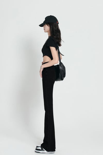 一定要買的瘦瘦黑褲 視覺爆瘦微喇小黑褲3