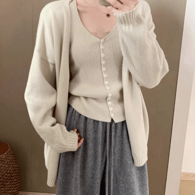 秋冬必備的軟萌穿搭 《溫柔軟糯兩件套》 韓系針織開衫＋排扣背心套裝5