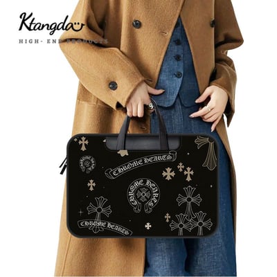 高級感十字潮牌暗黑風電腦包 手提斜背兩用 13-16吋適用2