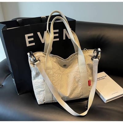 韓系輕便大容量通勤托特包4