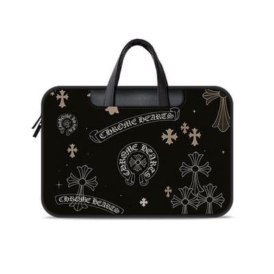 高級感十字潮牌暗黑風電腦包 手提斜背兩用 13-16吋適用5