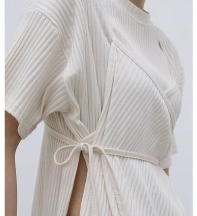 韓系極簡風   綁帶收腰側開叉長洋裝7