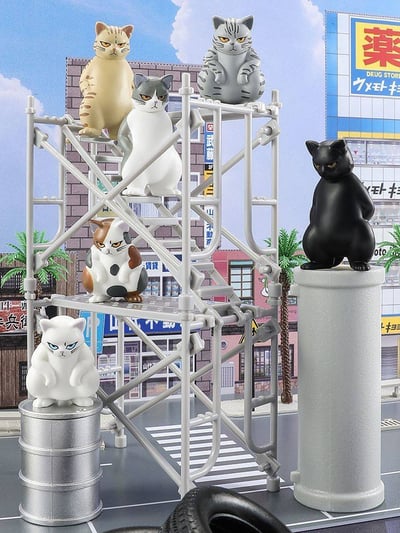 Qualia 凶狠貓桌面擺飾 買一代送二代5