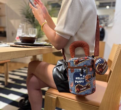 甜美可愛水桶包 卡通插畫斜背手機包手提斜挎兩用＋零錢包5