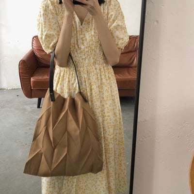 背出你的立體穿搭感時尚幾何褶皺菱格肩背包（5色可選）8