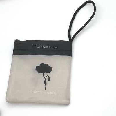 出門包包必備的小東西 一秒打開太方便   黑白系列折疊扇4