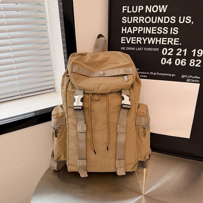 【輕便大容量．出遊首選】 特製款尼龍多口袋雙肩包4色可選12