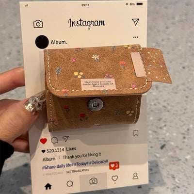 秋冬小碎花皮質 AirPods 保護套 翻蓋款・防摔耐磨・超可愛氛圍感小物1