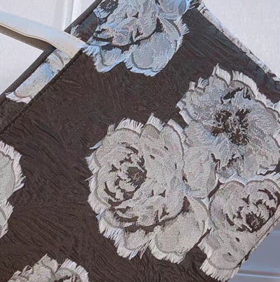 冷淡風白玫瑰 刺繡多功能旅行電腦包3