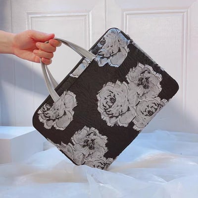 冷淡風白玫瑰 刺繡多功能旅行電腦包6