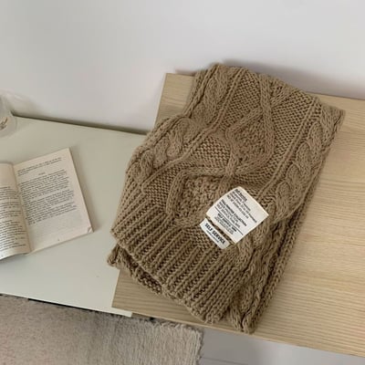 穿搭神器 韓系質感貼布標麻花羊毛圍巾5